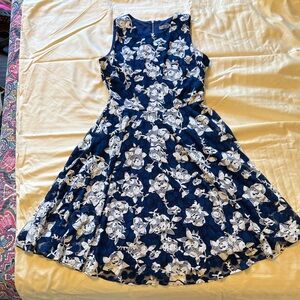 Danny & Nicole Navy Floral Midi Dress